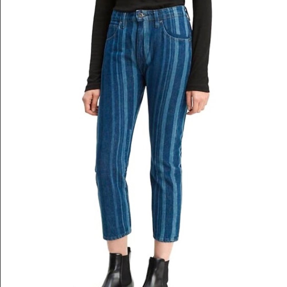 LEVI'S Slim Crop Jeans (New, tags, never worn)